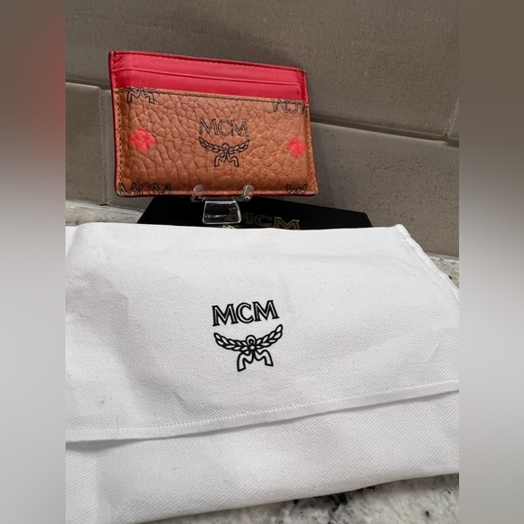 MCM Bi-color Card Holder with Dustbag & Box - Picture 5 of 11